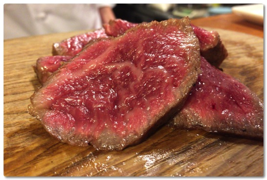 広島の炭火焼肉 ごろう 横川店は、焼肉屋ではなく美味しい肉を炭火で焼いて食すお店です